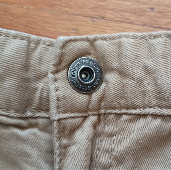 3/$10 🌟 Boys Kids 3T CK Calvin Klein Jeans Khaki Tan Cream Colored Shorts Pants - Picture 2 of 9